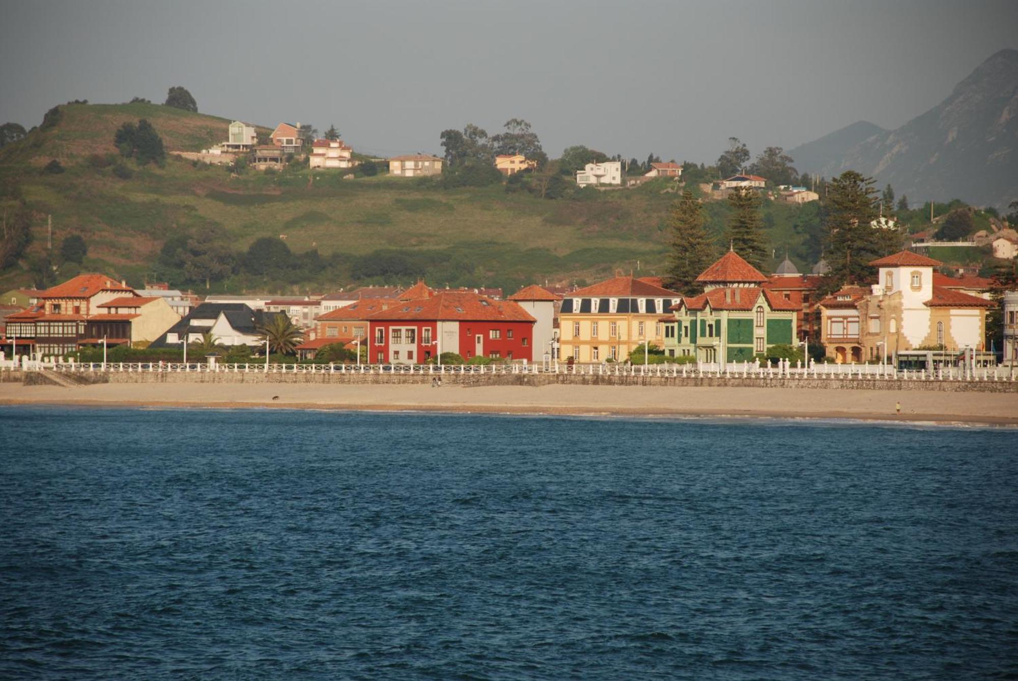 Hotel Ribadesella Playa Екстер'єр фото